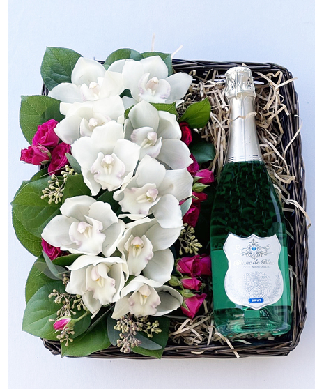 roses in pave style with wine 